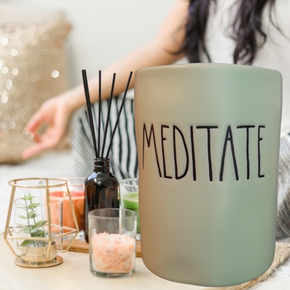 Rae Dunn MEDITATE Candle - Picture 13 of 13